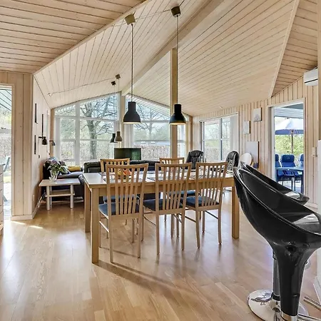 In With Sauna 度假居