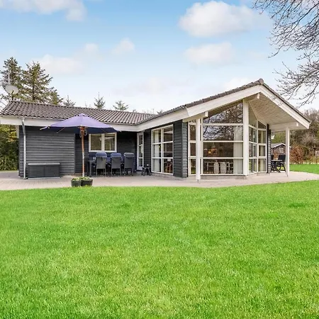 Holiday home In With Wifi *