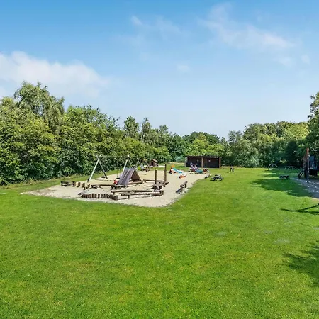 度假居 In With Sauna *